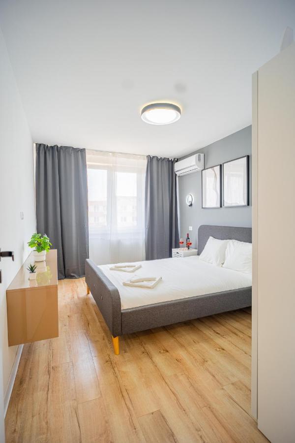 Refreshingly Chic: Newly Renovated 2Br Apartment Bukurešť Exteriér fotografie