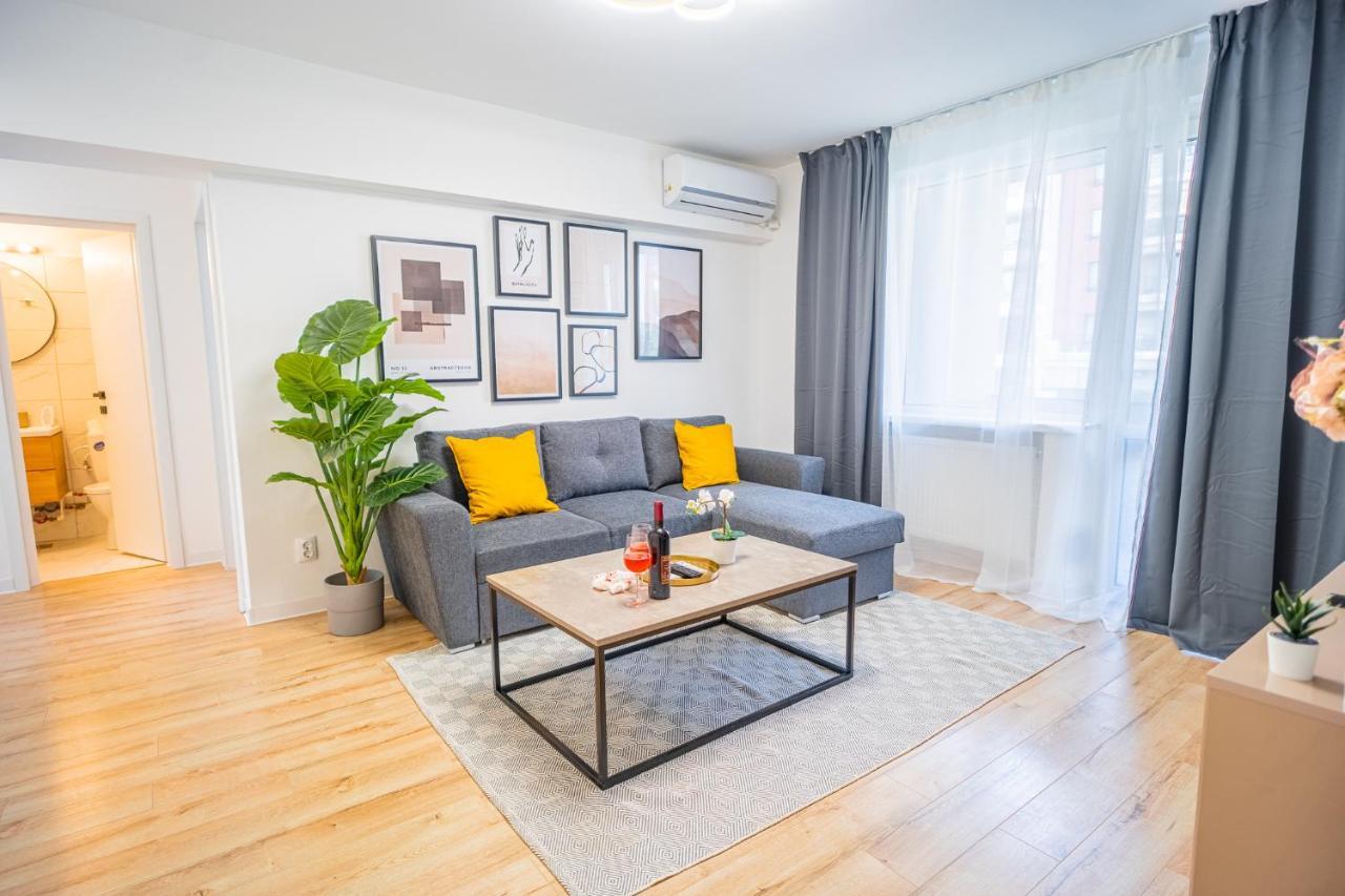 Refreshingly Chic: Newly Renovated 2Br Apartment Bukurešť Exteriér fotografie