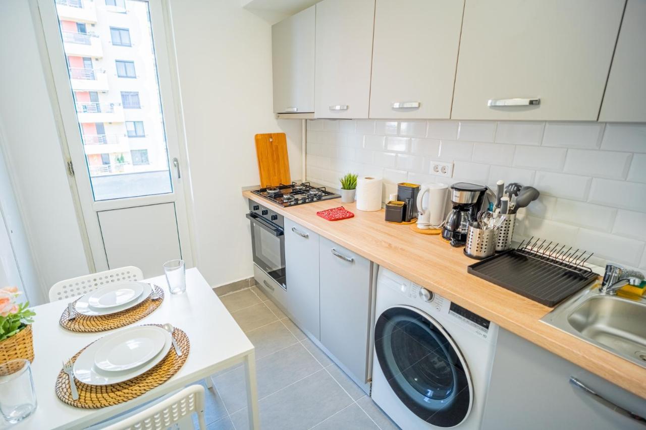 Refreshingly Chic: Newly Renovated 2Br Apartment Bukurešť Exteriér fotografie