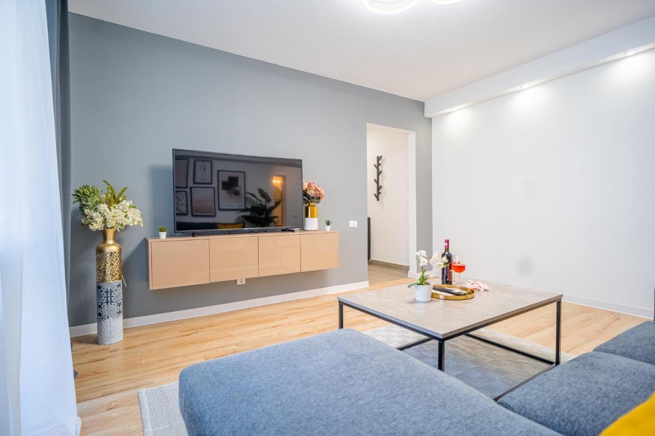 Refreshingly Chic: Newly Renovated 2Br Apartment Bukurešť Exteriér fotografie